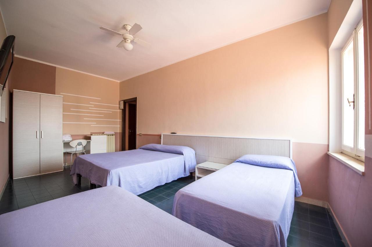 Hotel Terranova بيزا المظهر الخارجي الصورة